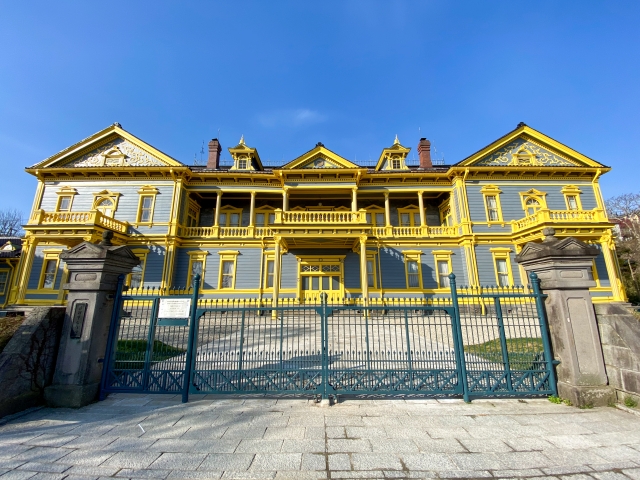 Former Hakodate Ward Public Hall